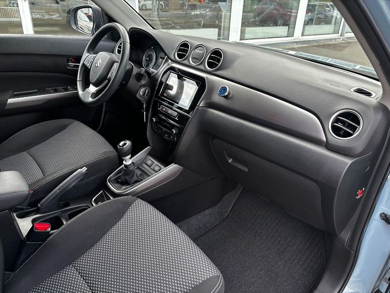 Suzuki Vitara Premium 1,4 BoosterJet - fotka 9 z 13