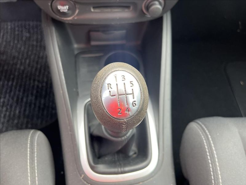 Renault Mégane 1,6 i KLIMA ALU 2x KOLA - fotka 19 z 36