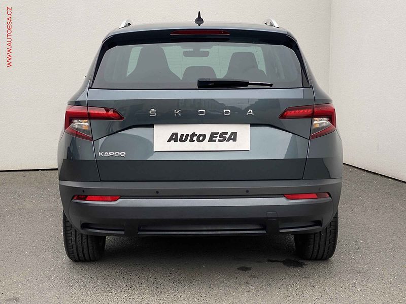 Škoda Karoq (2021) 1.5 TSi, Style, DSG, navi - fotka 5 z 19
