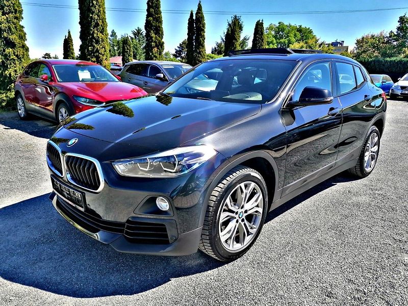 BMW X2 (2020) 2.0 20i 141kW A/T Kůže - fotka 2 z 36
