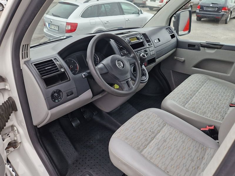 Volkswagen Transporter (2010) 2,0 TDI 75 KW Valník - fotka 11 z 21