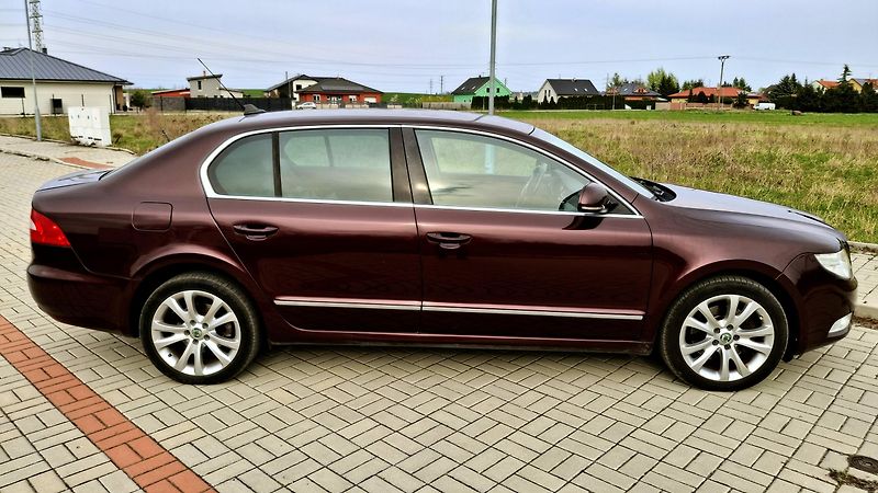 Škoda Superb 2.0 TDI 125 kw 1. majitel  - fotka 6 z 21
