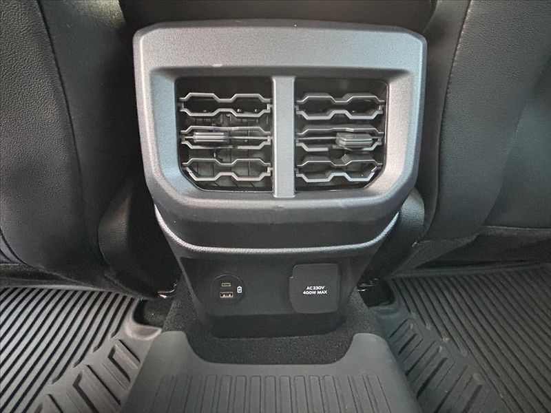 Ford Ranger 3,0 EcoBlue 177 kW V6 Wildtrak - fotka 11 z 49