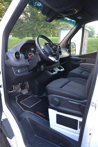 Mercedes-Benz Sprinter 317 CDi 9G automat 2025 - fotka 5 z 31
