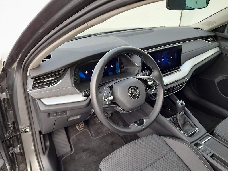 Škoda Octavia Style Plus Navi 1.5 TSI 110kW - fotka 11 z 20