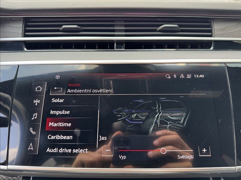 Audi A8 3,0 50 TDI QUATTRO LASER DPH - fotka 37 z 50