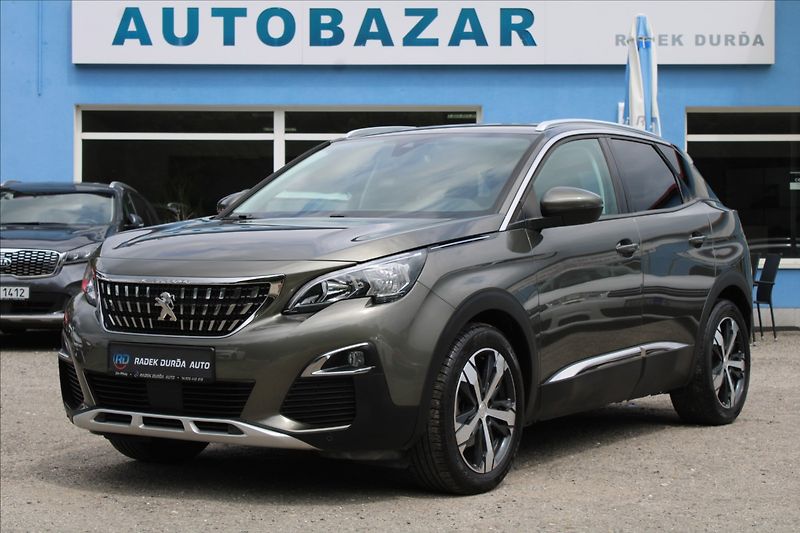 Peugeot 3008 1,2 i 96kW  1.MAJ,ČR,ALLURE - fotka 1 z 35