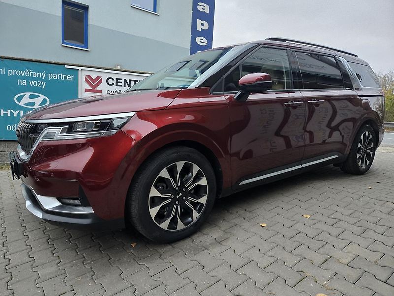 Kia Carnival 9 míst-TOP výbava - SKLADEM - fotka 2 z 27