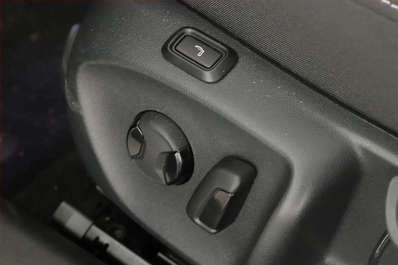 Škoda Superb (2025) 2.0 TDI, SELECTION, KAMERA - fotka 11 z 20