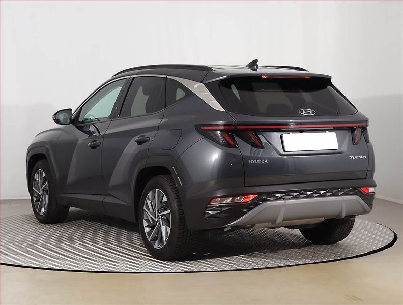 Hyundai Tucson (2023) 1.6 T-GDI - fotka 4 z 23