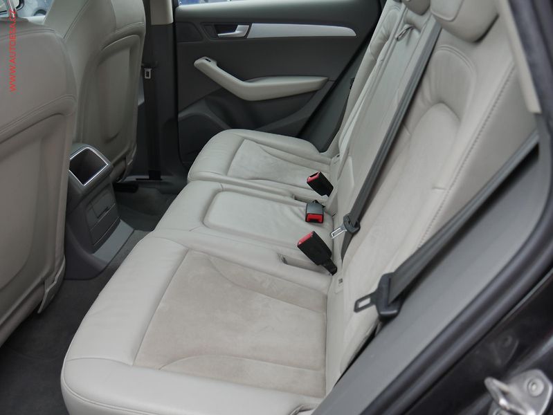 Audi Q5 (2011) 2.0TDi Quattro, 1.maj, AT - fotka 10 z 22
