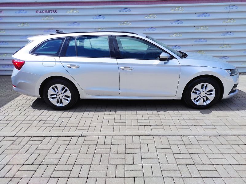 Škoda Octavia 2,0TDi 85kW, Ambition Plus, ČR - fotka 6 z 48