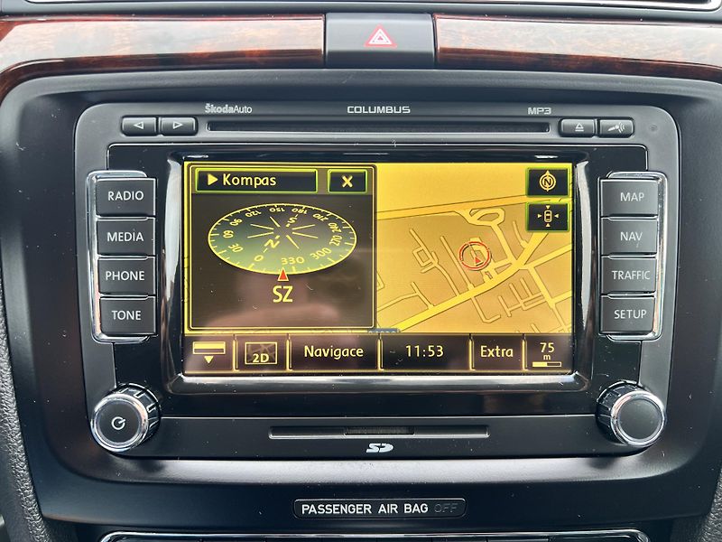 Škoda Superb 2.0TDi 125kw DSG NAVI KŮŽE ALU - fotka 21 z 46