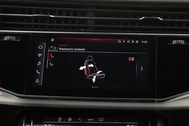 Audi Q8 (2023) 50 TDI, Vzduch, Nez.top - fotka 17 z 25