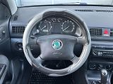 Škoda Octavia (2008) Combi 1.9 TDI Tour - náhled 6