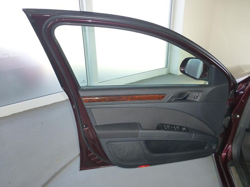 Škoda Superb (2013) 2,0TDI*VYHŘ.S**XENONY**WEBASTO - fotka 10 z 32