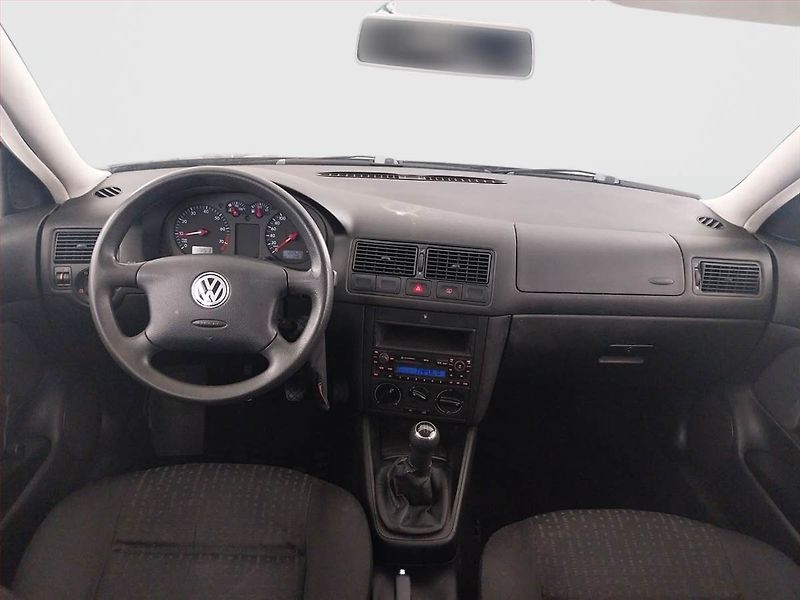 Volkswagen Golf (2000) 1.6 16V, Klima, pěkný stav - fotka 8 z 15