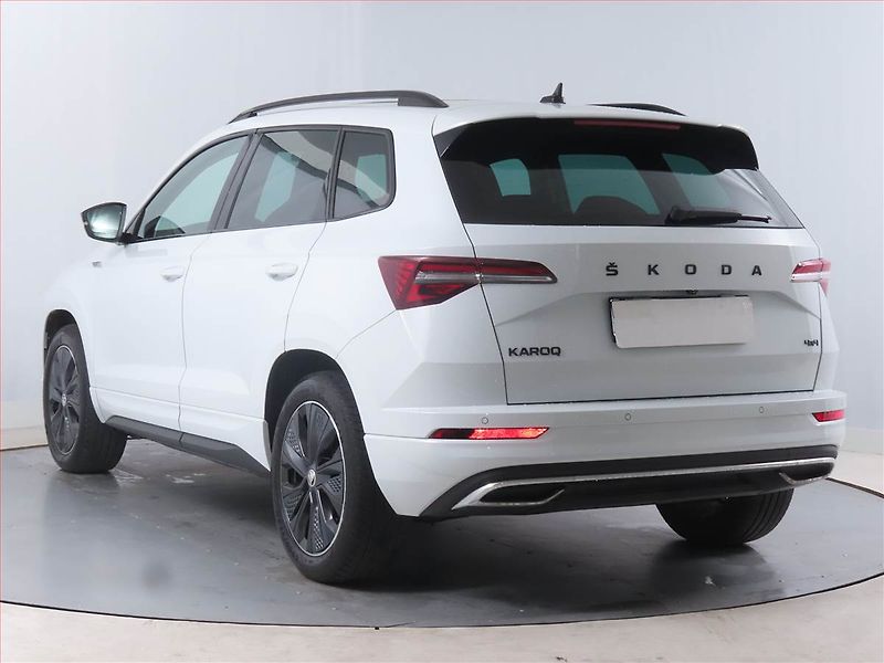 Škoda Karoq (2023) Sportline 2.0 TSI - fotka 4 z 16