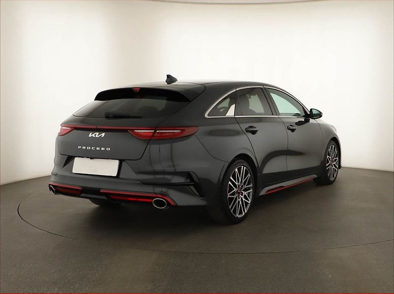Kia Pro_Ceed (2022) GT 1.6 T-GDI - fotka 5 z 19