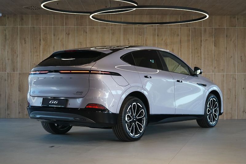 Xpeng G6 (2026) AWD Performance - 487 PS !!! - fotka 10 z 51
