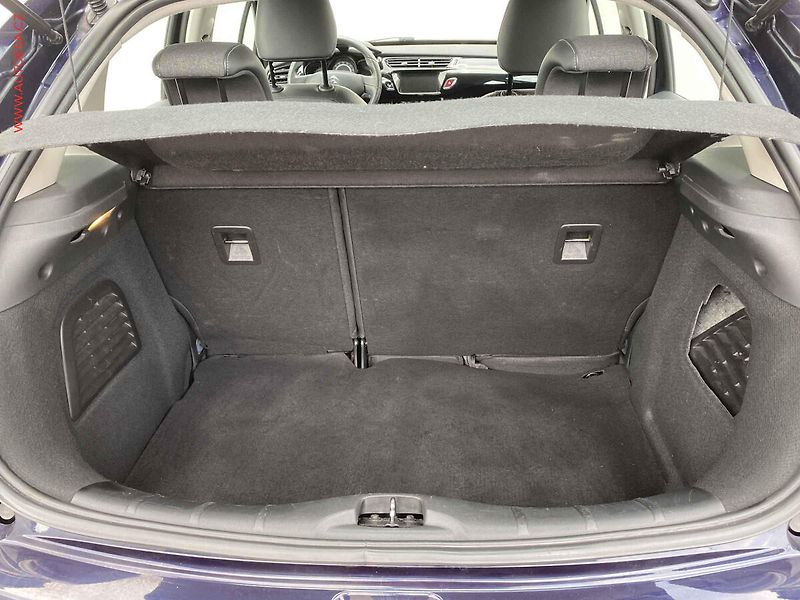 Citroën C3 (2015) 1.2i, Feel - fotka 7 z 15