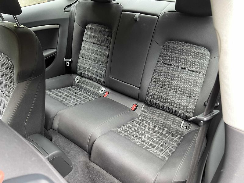 Audi A5 coupé 2.0 TFSi 132 kW BBS R19 - fotka 10 z 16