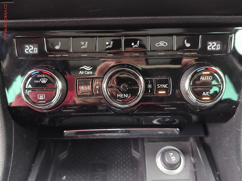 Škoda Superb (2019) 1.5 TSi, Style, DSG, +ALU - fotka 18 z 33