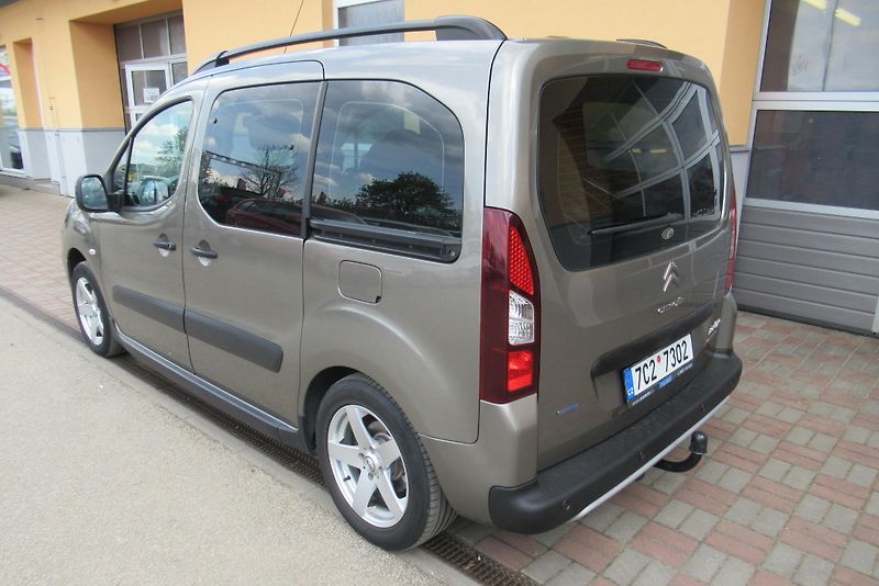 Citroën Berlingo 1.6 HDi  NOVÉ ROZVODY TAŽNÉ - fotka 9 z 21