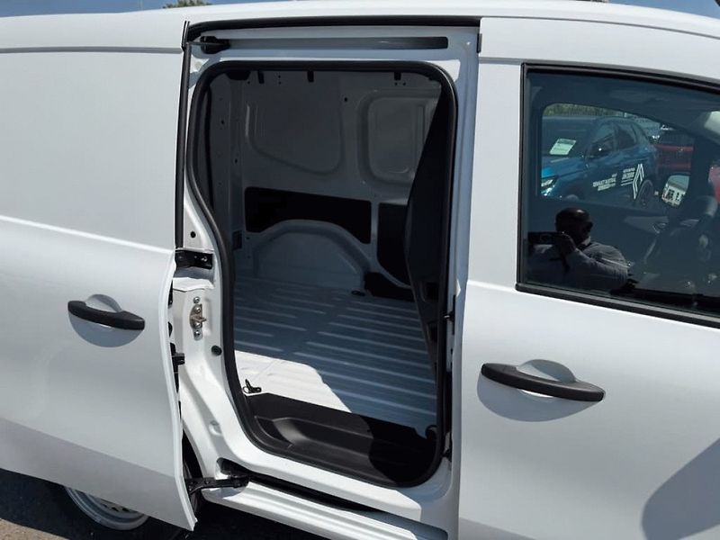 Renault Kangoo (2026) Start blue dCi 95 Van - fotka 17 z 18
