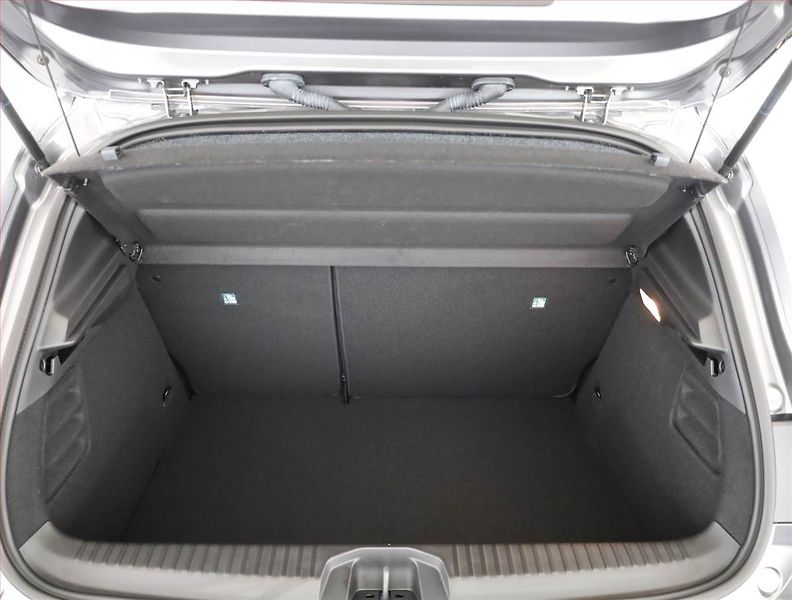 Renault Clio (2026) E-Tech Hybrid - fotka 19 z 20