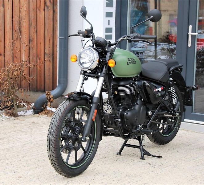 Royal Enfield Meteor 350 (2026) 350 Meteor GREEN - fotka 10 z 25