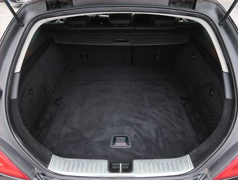 Mercedes-Benz CLS (2013) 350 CDI, Automat, Kůže, Navi - fotka 14 z 20