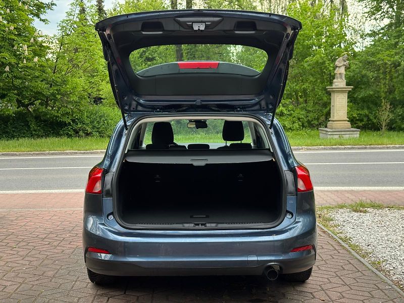 Ford Focus 1.0EB 1.MAJ. ČR DPH SERVISKA - fotka 7 z 21