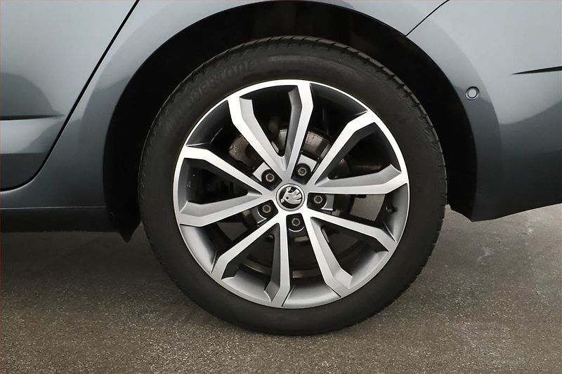 Škoda Octavia (2017) Style 2.0 TDI, Automat, Navi - fotka 18 z 18