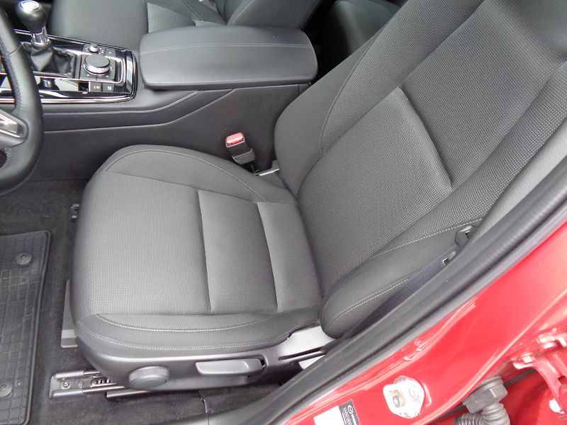 Mazda CX-30 2,5 140 PS,Center-line,Z.PNEU! - fotka 26 z 34