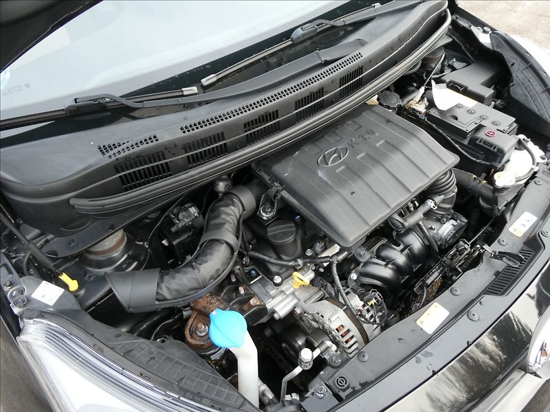 Hyundai i10 1,0 i 1.majitel,serviska,2x ko - fotka 32 z 38