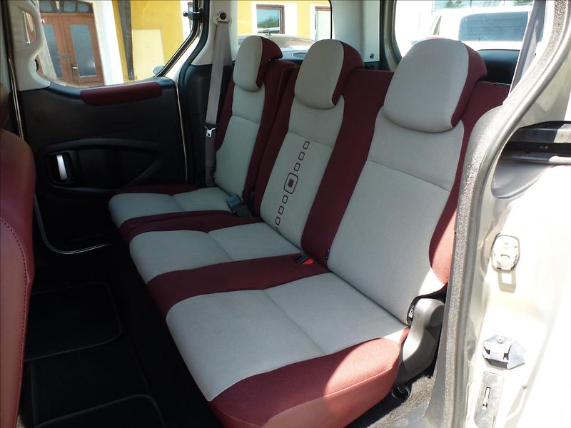 Citroën Berlingo 1,6 HDI  Multispace - fotka 20 z 44