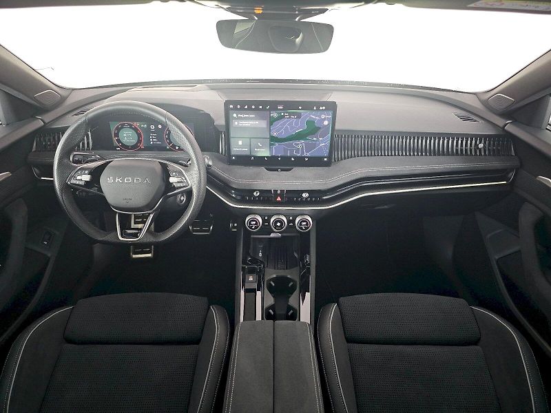 Škoda Superb (2025) 2.0TDi 142kW 4x4 SPORTLINE WEB - fotka 8 z 30