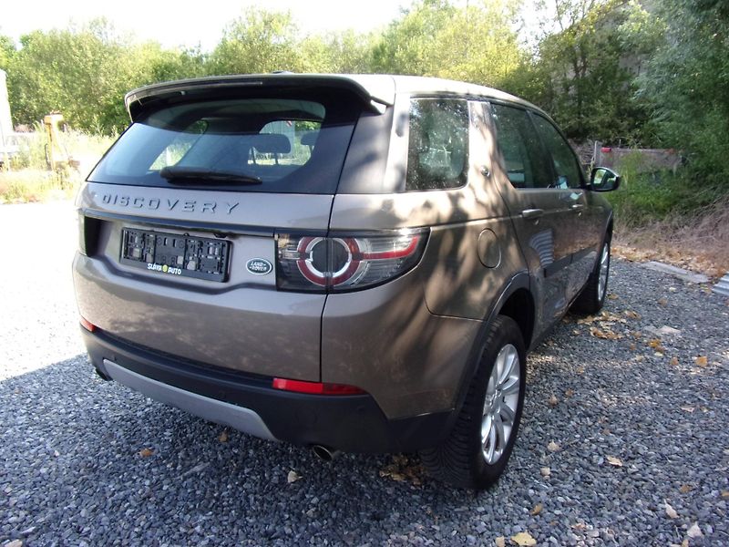 Land Rover Discovery Sport (2015) 2.2D 4X4 110kW AUTOMAT KŮŽE KM - fotka 5 z 24