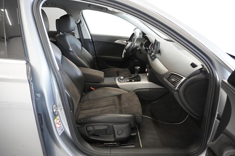 Audi A6 (2014) A6 2,0 TFSI S-LINE AUTOMAT - fotka 31 z 32