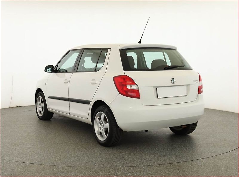 Škoda Fabia (2009) Ambiente 1.2 12V, Serv.kniha - fotka 4 z 16
