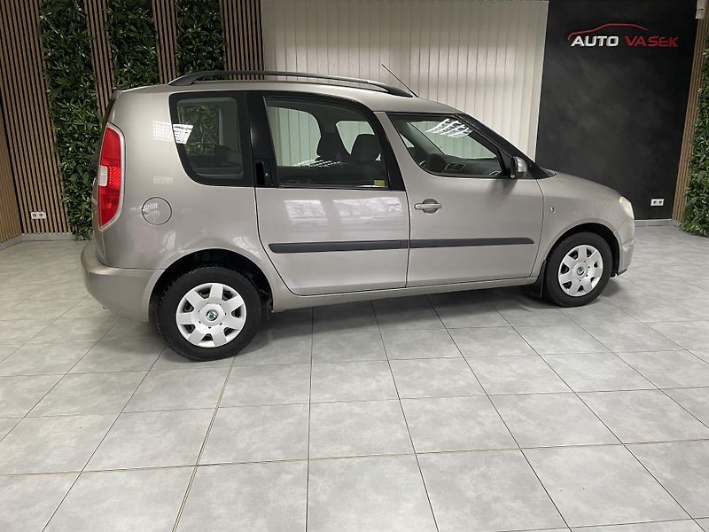 Škoda Roomster 1.2 HTp AC ČR SERVISKA - fotka 6 z 22