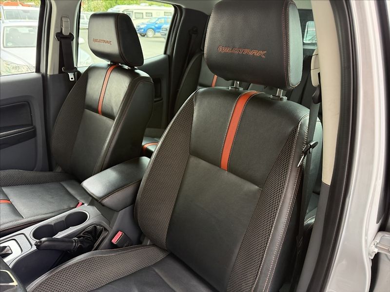 Ford Ranger 3,2 Wildtrak,AT,Hardtop,po ser - fotka 11 z 36