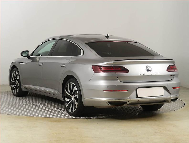 Volkswagen Arteon (2017) R-line 2.0 BiTDI 4Motion, 4X4 - fotka 4 z 26