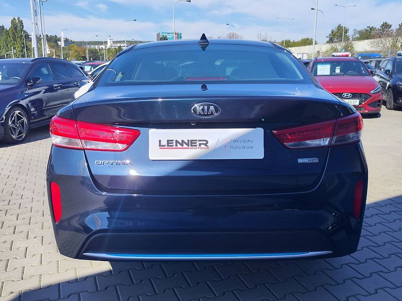 Kia Optima 2.0 GDI/151kW Premium PHEV DCT - fotka 6 z 43