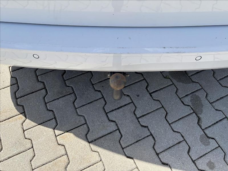 Volkswagen Caddy 2,0 TDI 75kW Life - fotka 12 z 33