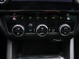 Škoda Octavia 1,6 TDI 85kW DSG Style LED CZ - náhled 13