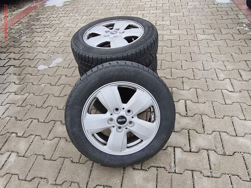 Mini Cooper (2018) 1.5i, 1.maj,ČR, AT, +kola - fotka 20 z 20