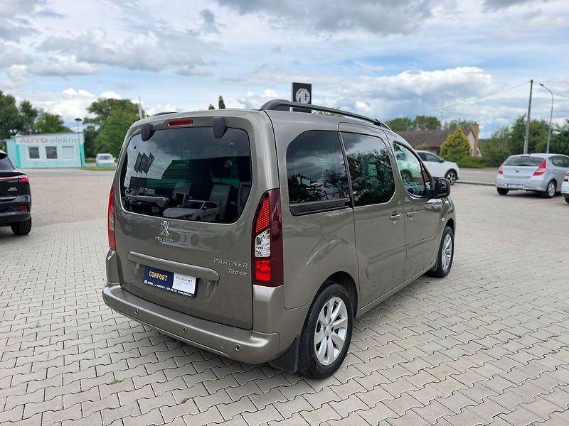 Peugeot Partner ALLURE 1.6VTi 120. 5 míst - fotka 4 z 27