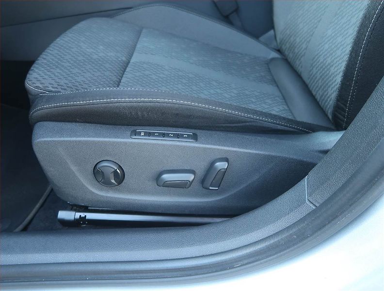 Škoda Octavia (2020) Style 2.0 TDI, Automat - fotka 18 z 23